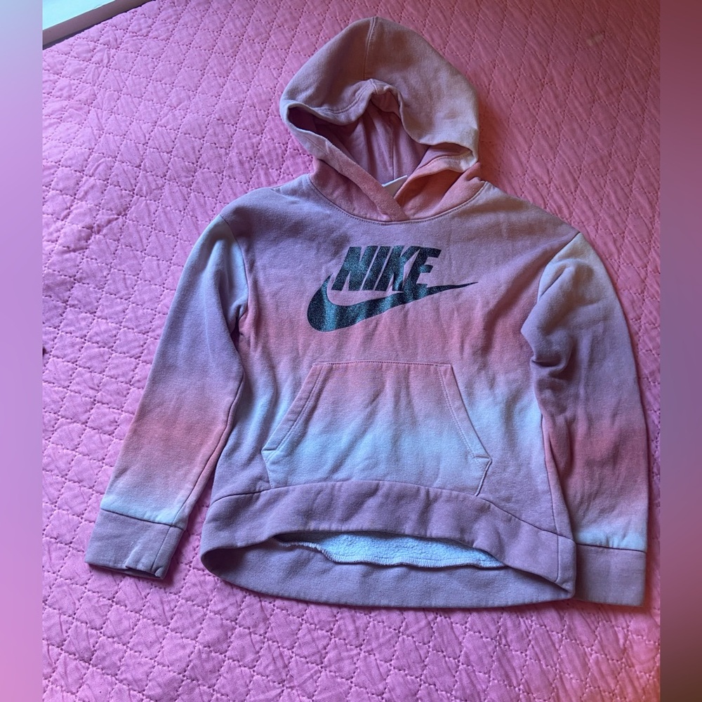 Nike girls Pink Gradient Hooded Pullover